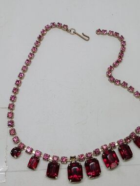 Vintage Signed Lisner Red & Pink Rhinestone Fringe Choker Necklace Emerald Cut